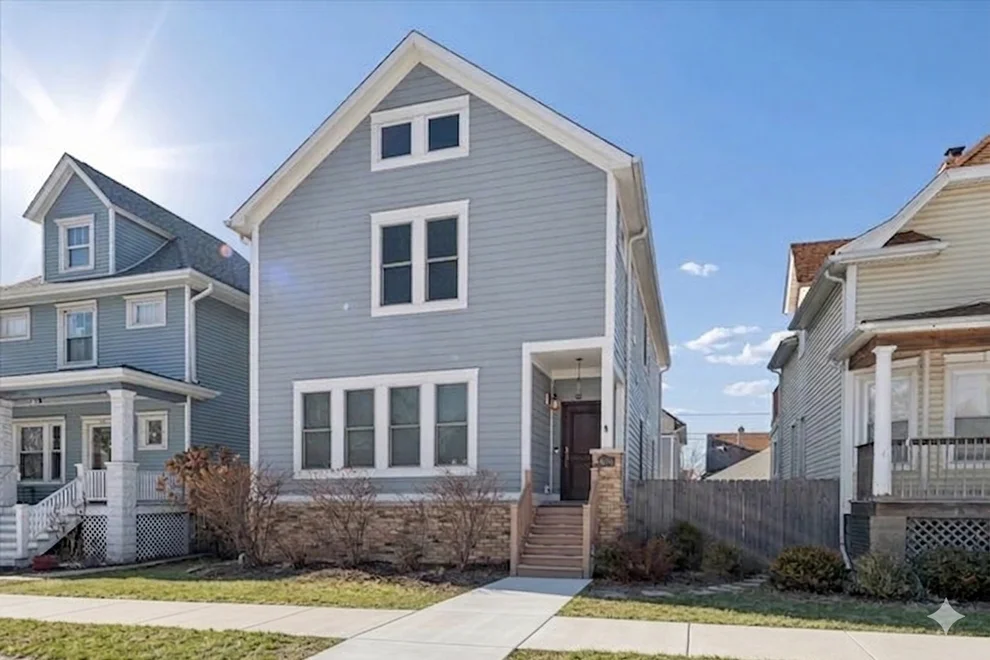 Unit for sale at 4036 N Parkside Avenue, Chicago, IL 60634