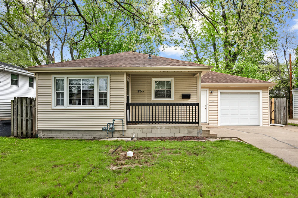 Unit for sale at 25 N Iowa Avenue, Addison, IL 60101