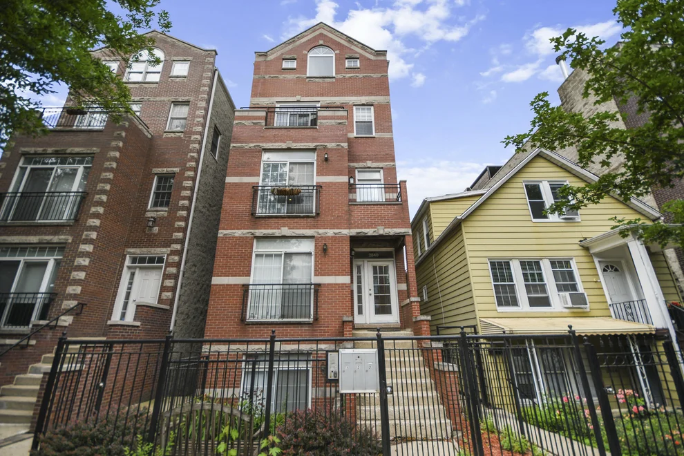 Unit for sale at 2840 N Damen Avenue, Chicago, IL 60618