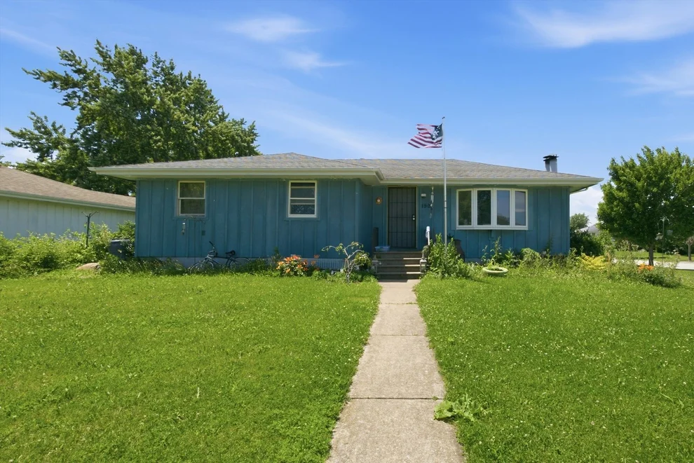 Unit for sale at 1901 Maserati Drive, Joliet, IL 60435