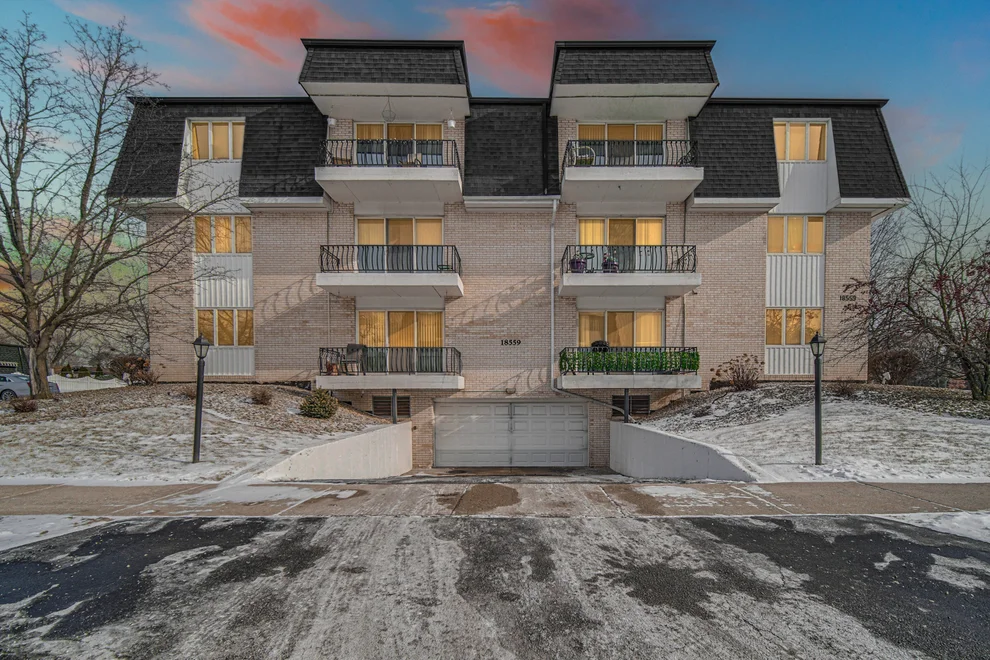 Unit for sale at 18559 Escanaba Avenue, Lansing, IL 60438