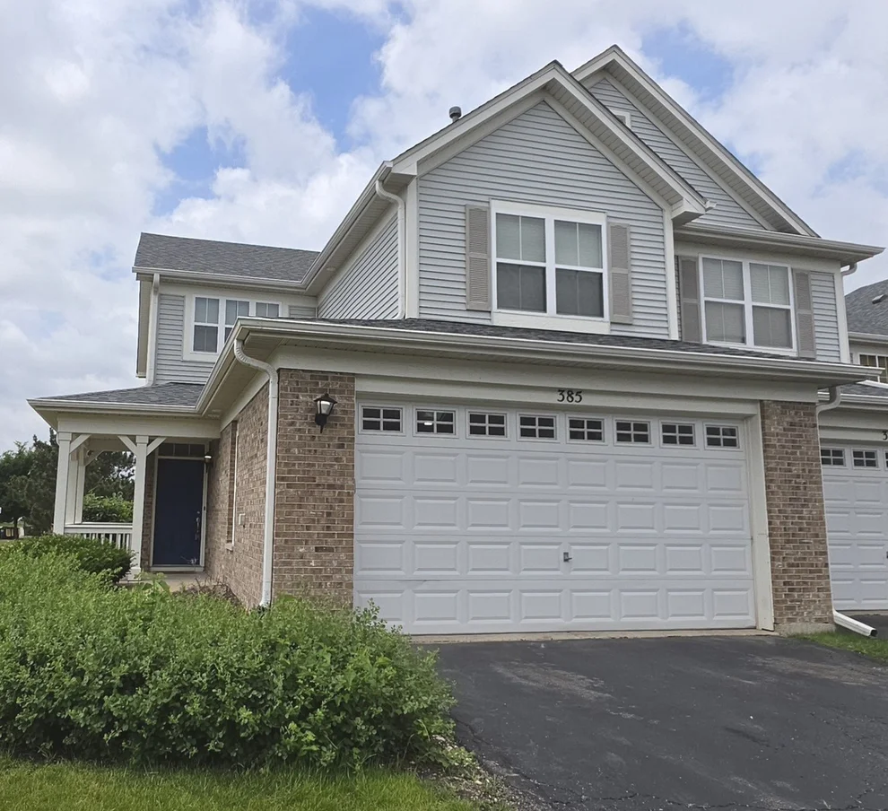 Unit for sale at 385 Bluegrass Parkway, Oswego, IL 60543