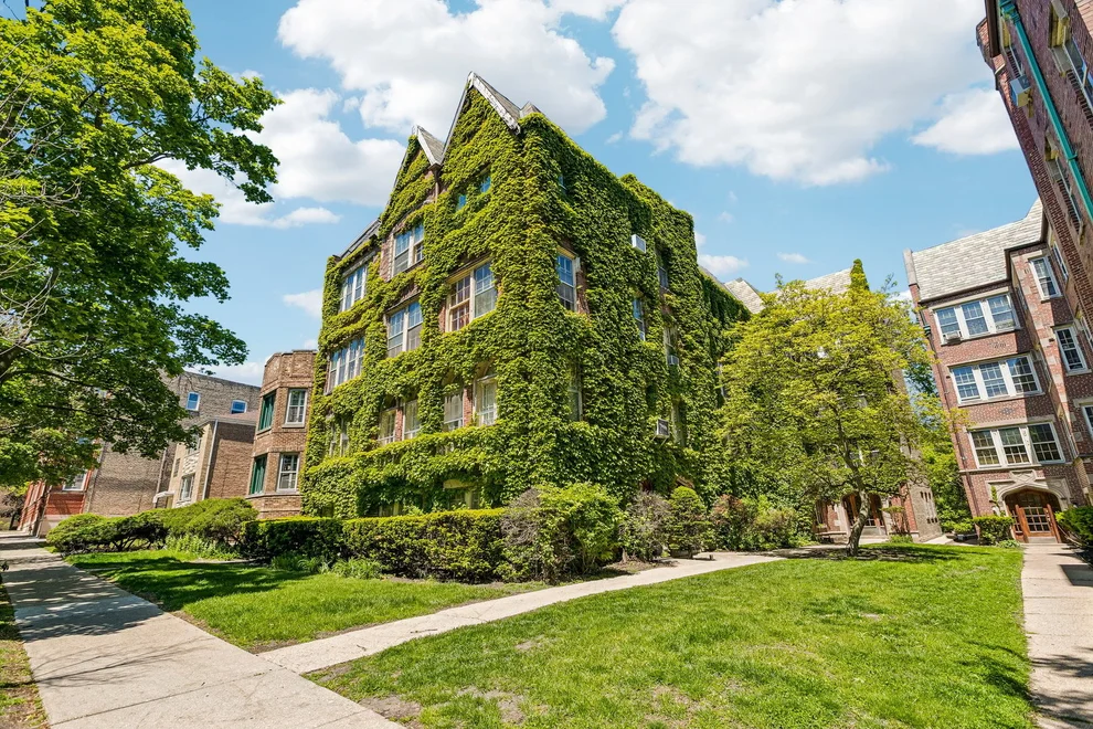 Unit for sale at 821 Brummel Street, Evanston, IL 60202