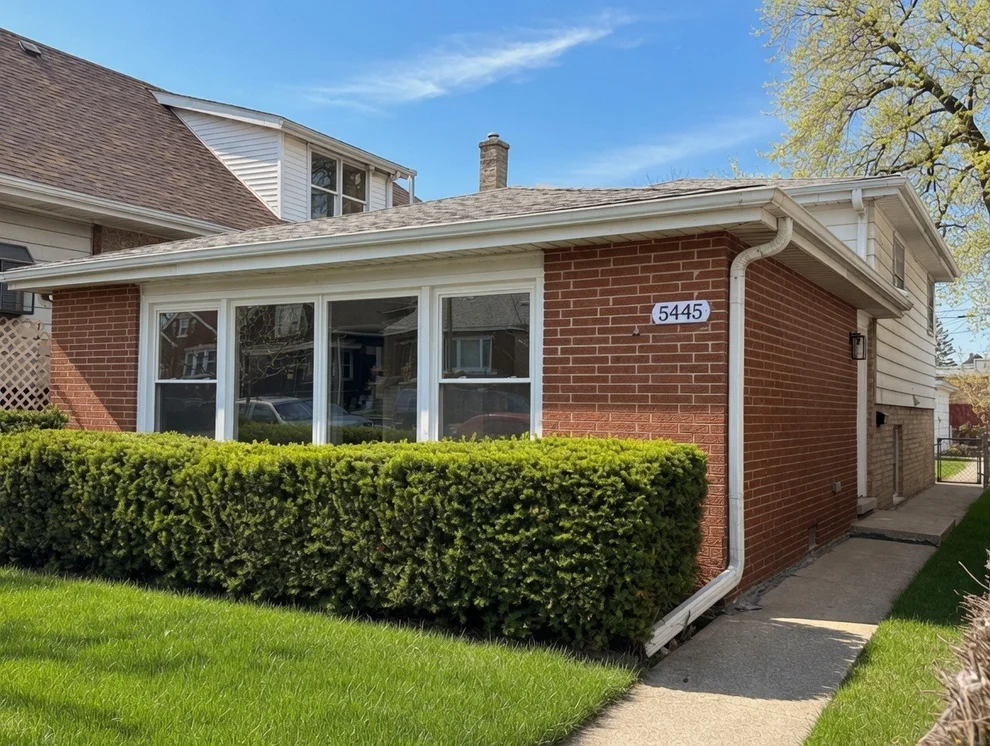 Unit for sale at 5445 S 73rd Avenue, Summit, IL 60501