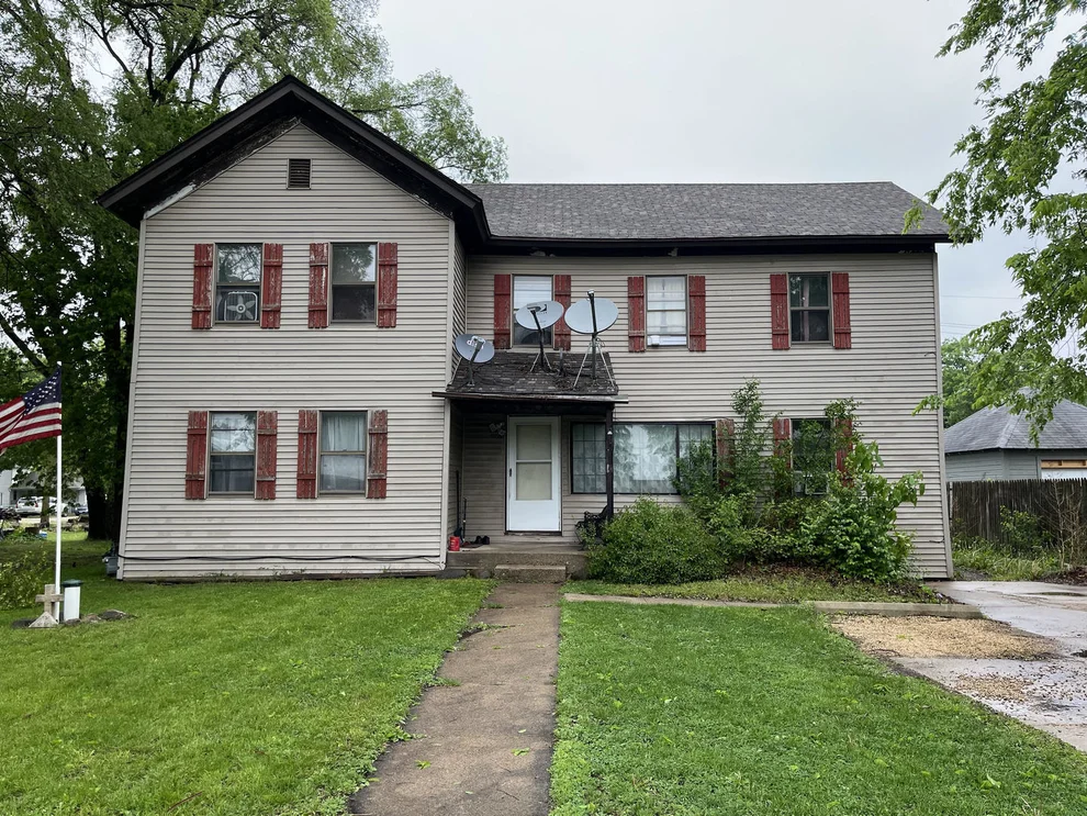 Unit for sale at 11220 US Route 20 Highway, Garden Prairie, IL 61038