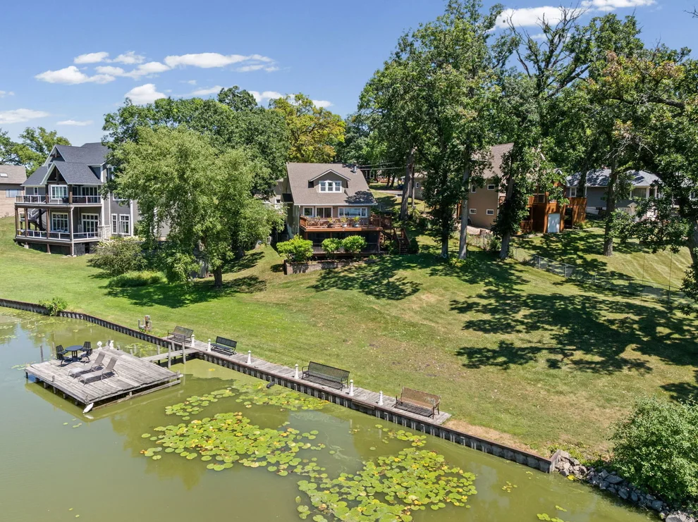 Unit for sale at 24941 W Forest Drive, Lake Villa, IL 60046
