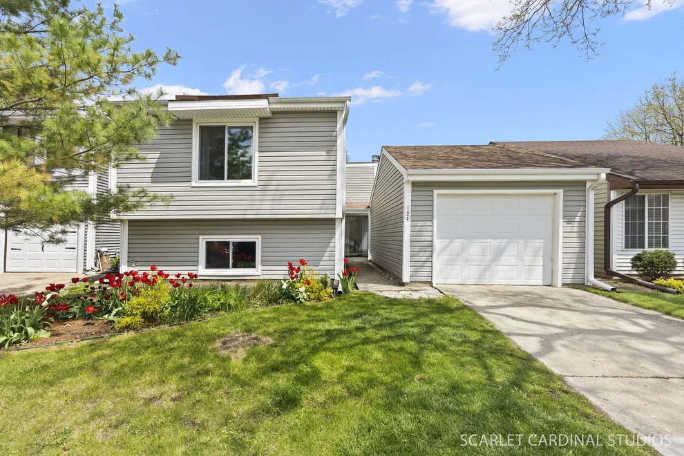 Unit for sale at 30W124 Wood Court, Warrenville, IL 60555