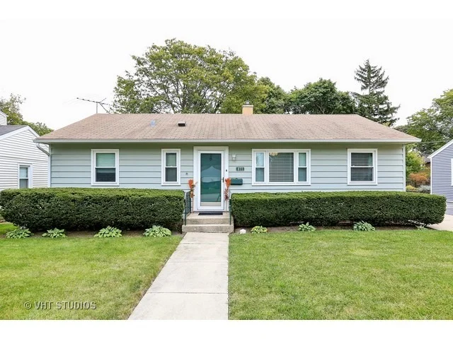 Unit for sale at 877 S Wolf Road, DES PLAINES, IL 60016
