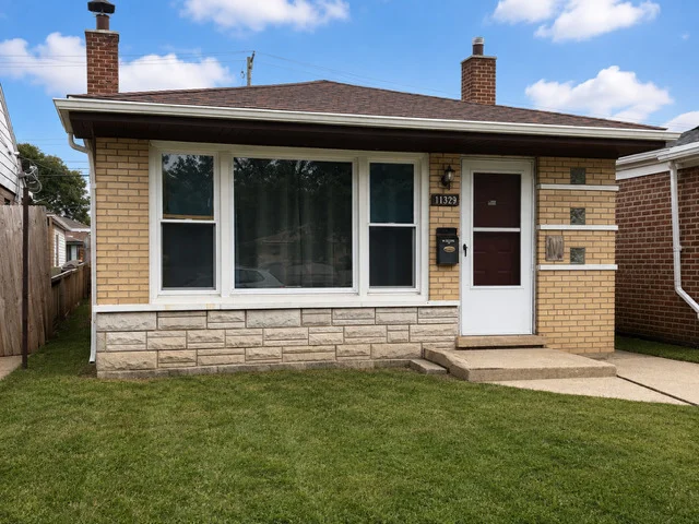 Unit for sale at 11329 S Green Bay Avenue, Chicago, IL 60617