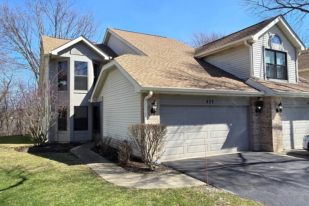 Unit for sale at 439 W AUBURN WOODS Court, Palatine, IL 60067