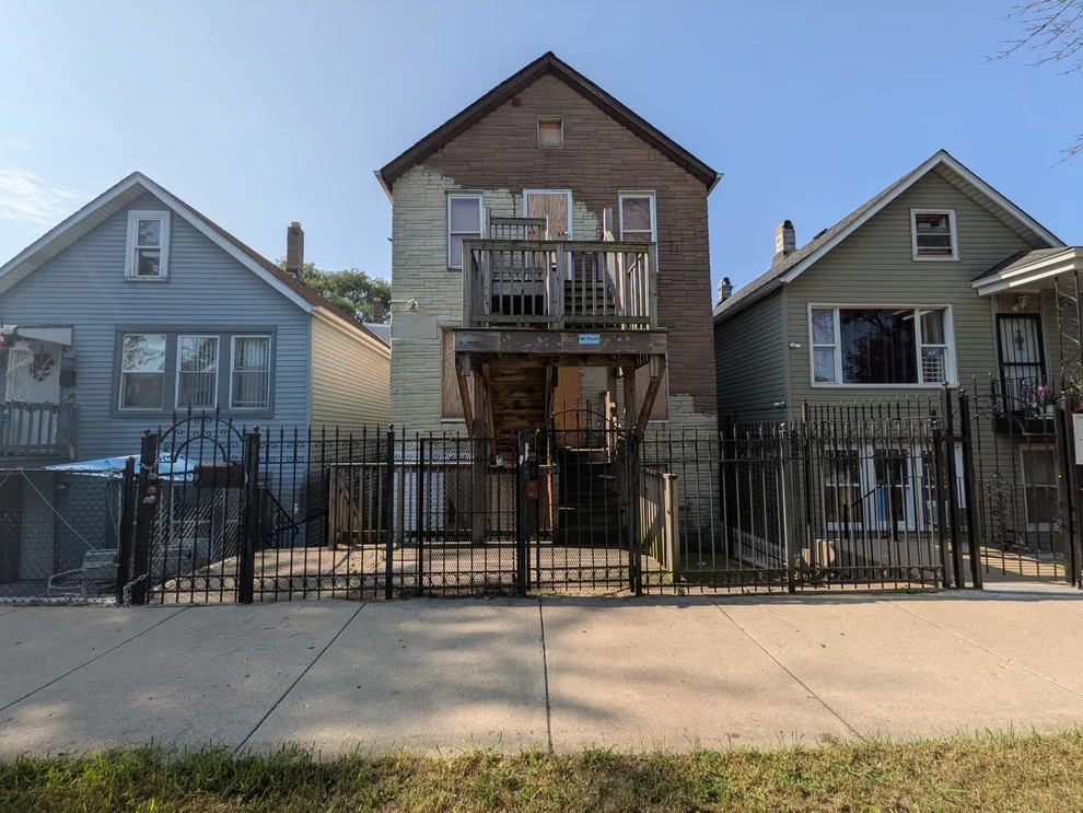 Unit for sale at 2827 W 22nd Place, Chicago, IL 60623