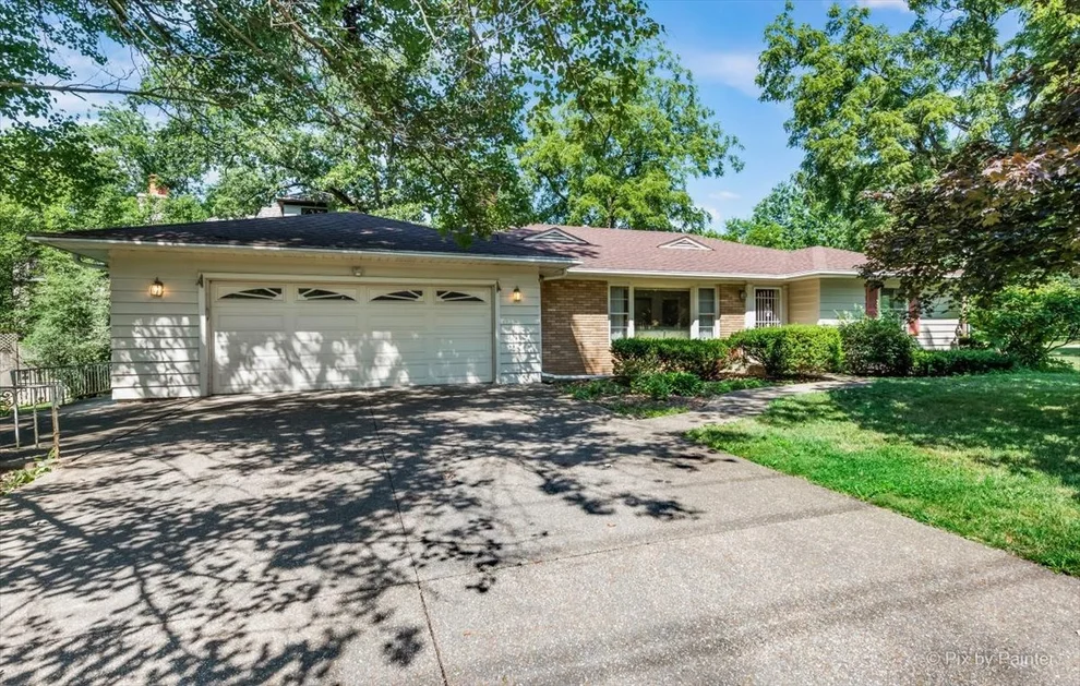 Unit for sale at 805 S Julian Street, Naperville, IL 60540