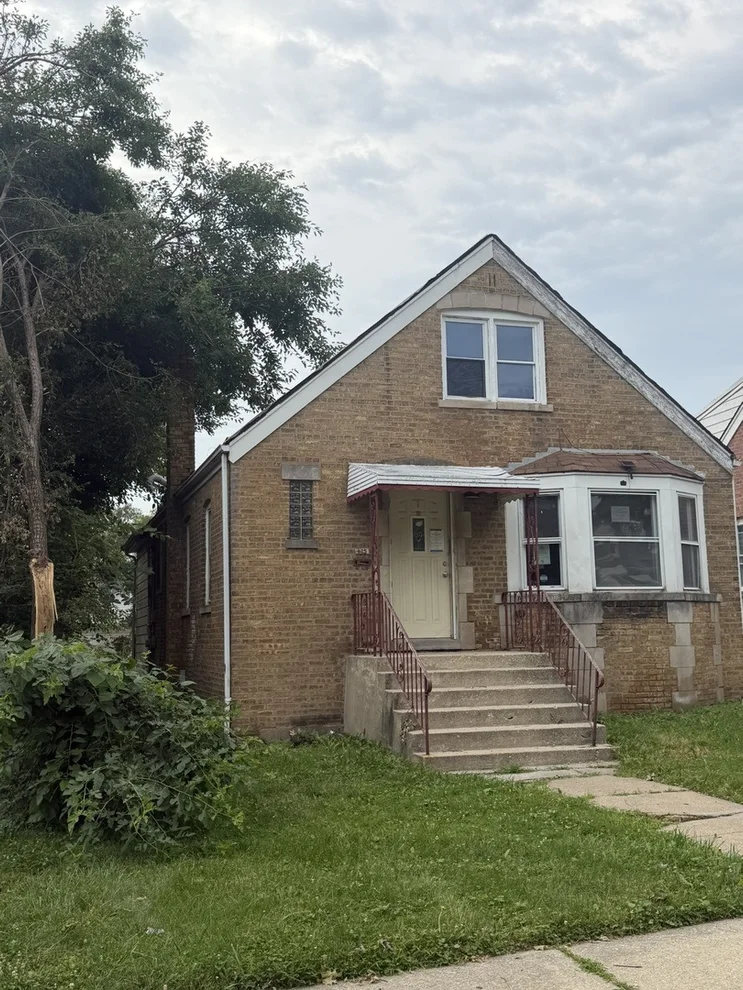 Unit for sale at 625 EMERALD Avenue, Chicago Heights, IL 60411