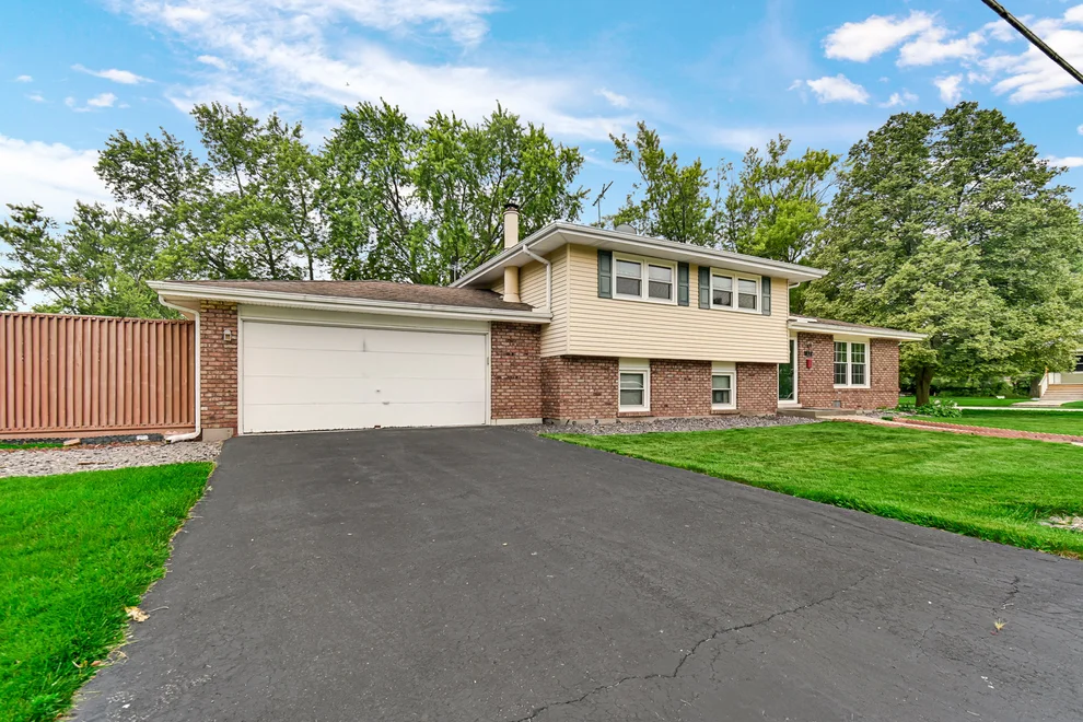 Unit for sale at 47 N Wabash Avenue, Glenwood, IL 60425