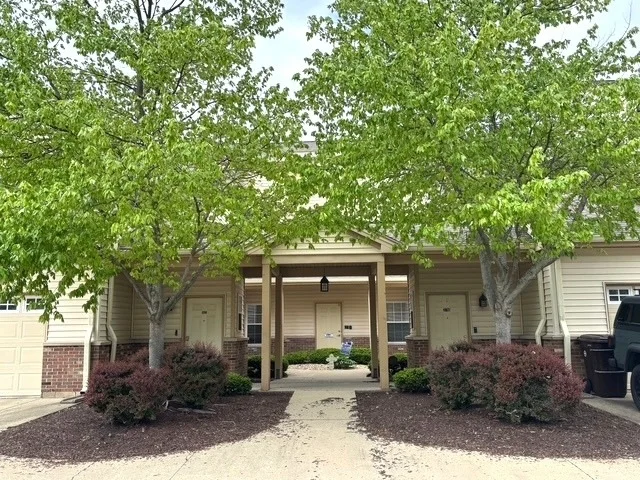 Unit for sale at 3792 Thornhill Circle, Champaign, IL 61822