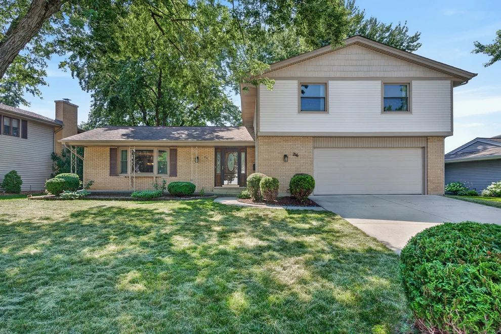 Unit for sale at 216 Samoset Lane, Schaumburg, IL 60193