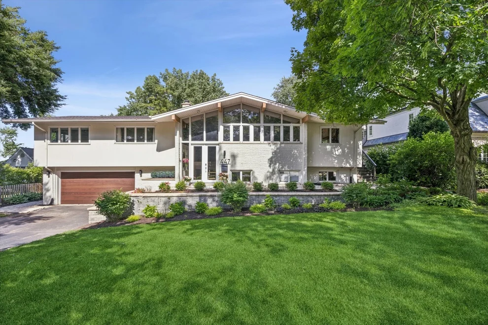Unit for sale at 447 N Quincy Street, Hinsdale, IL 60521