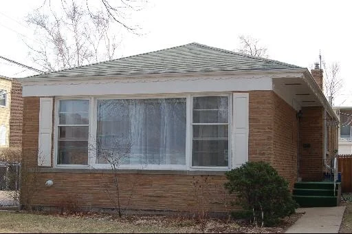 Unit for sale at 2815 W BALMORAL Avenue, CHICAGO, IL 60625