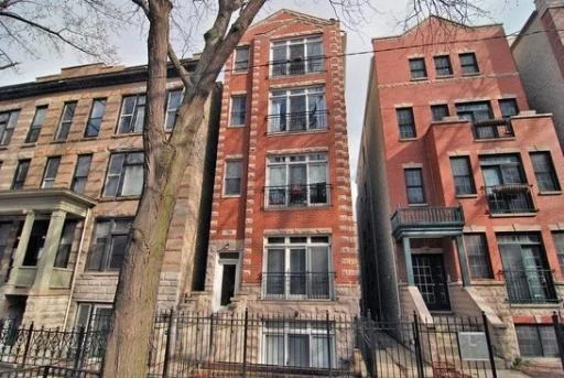 Unit for sale at 724 W BRIAR Place, CHICAGO, IL 60657