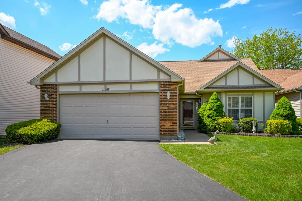 Unit for sale at 21068 W Hazelnut Lane, Plainfield, IL 60544