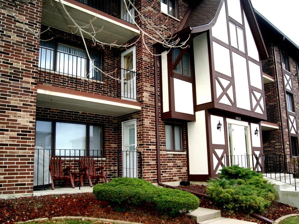 Unit for sale at 10528 Ridge Cove Drive, Chicago Ridge, IL 60415