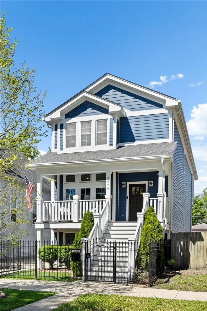 Unit for sale at 4320 N Whipple Street, Chicago, IL 60618