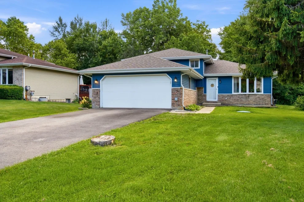 Unit for sale at 0N140 Sarana Avenue, West Chicago, IL 60185