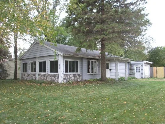 Unit for sale at 2400 Elizabeth Avenue, Zion, IL 60099