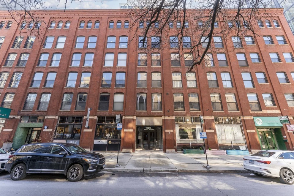 Unit for sale at 225 W Huron Street, Chicago, IL 60654