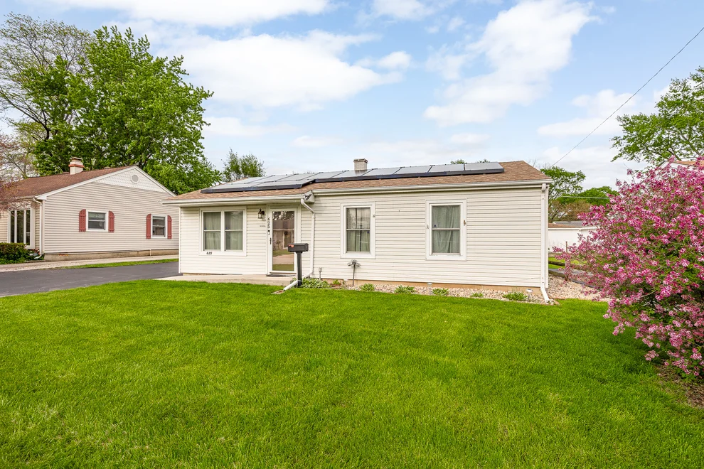 Unit for sale at 625 Lynn Avenue, Romeoville, IL 60446