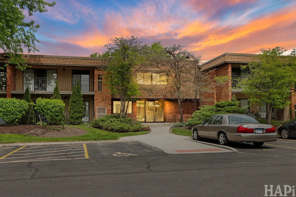 Unit for sale at 70 OLD OAK Drive, Buffalo Grove, IL 60089