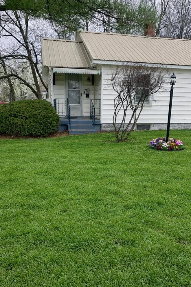 Unit for sale at 1018 S 25th Street, Mt Vernon, IL 62864