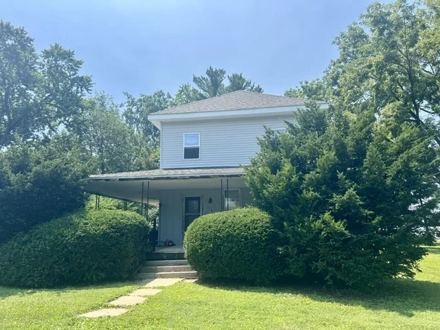 Unit for sale at 105 N Jackson Street, Philo, IL 61864