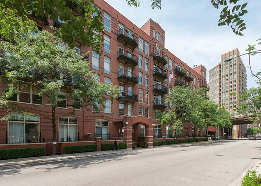 Unit for sale at 550 N Kingsbury Street, Chicago, IL 60654