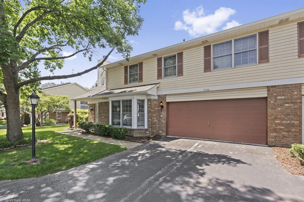 Unit for sale at 9933 Cambridge Court, Mokena, IL 60448