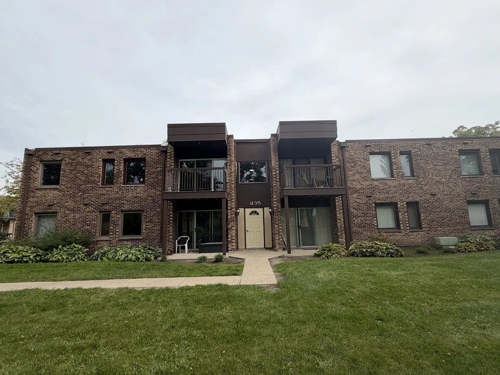 Unit for sale at 1135 Pleasant Run Drive, Wheeling, IL 60090
