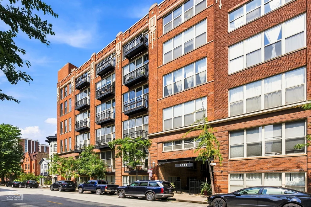 Unit for sale at 1500 W MONROE Street, Chicago, IL 60607