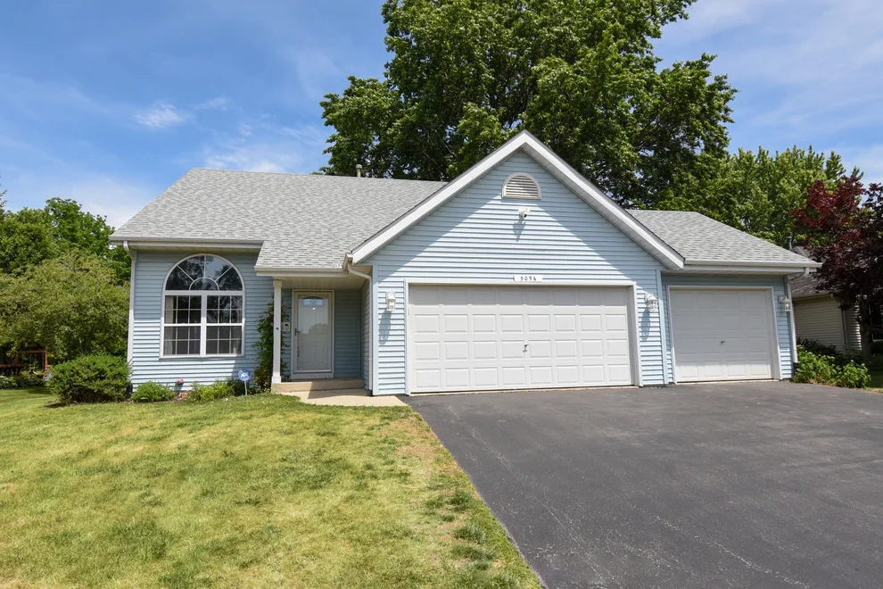 Unit for sale at 5096 Welsh Road, Rockford, IL 61107
