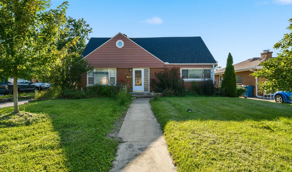 Unit for sale at 842 N Memorial Drive, Chicago Heights, IL 60411