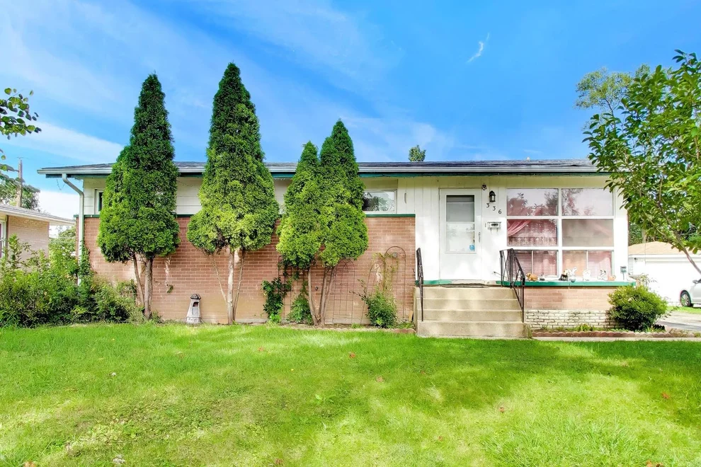 Unit for sale at 336 E Alden Drive, Addison, IL 60101