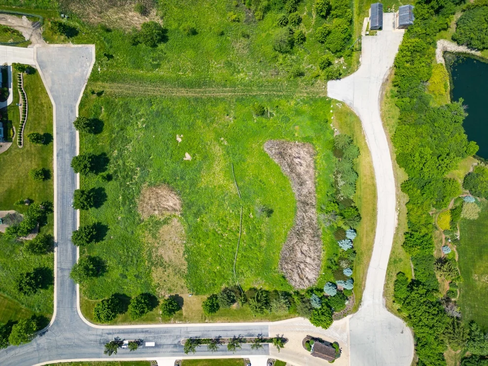 Unit for sale at 20 KELLER Lane, Oak Brook, IL 60523