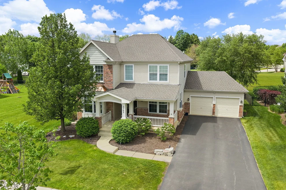 Unit for sale at 2702 Oak Drive, West Dundee, IL 60118
