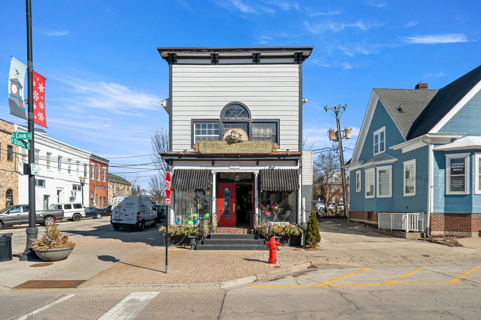 Unit for sale at 201 S Cook Street, Barrington, IL 60010