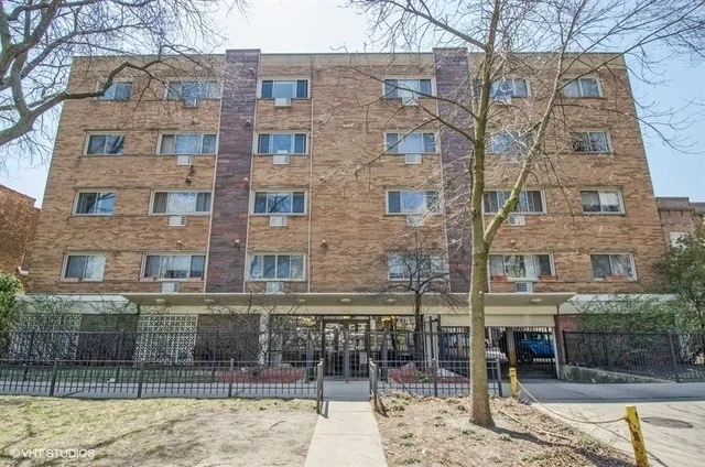 Unit for sale at 1415 W LUNT Avenue, Chicago, IL 60626