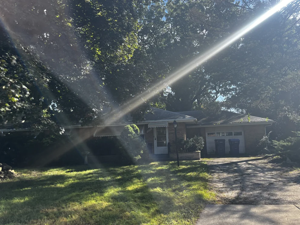 Unit for sale at 1949 Hickory Street, Waukegan, IL 60087