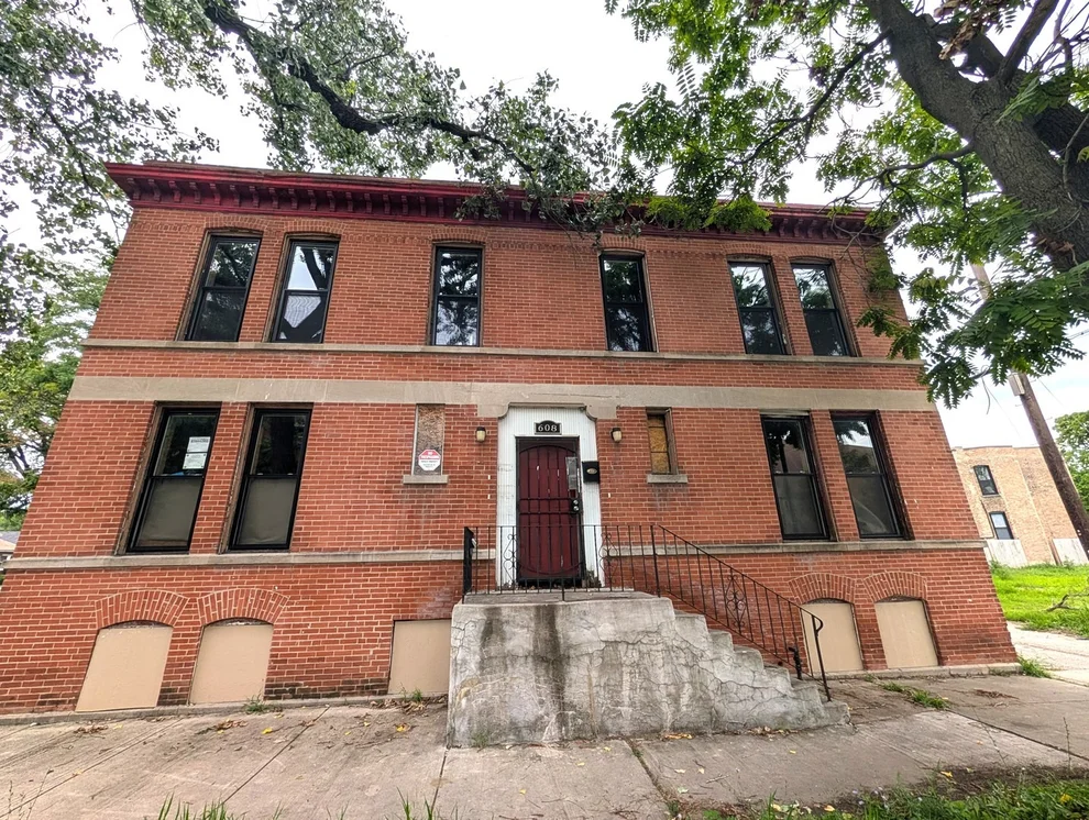 Unit for sale at 608 E 64th Street, Chicago, IL 60637