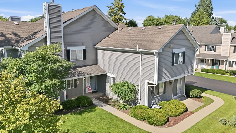 Unit for sale at 615 Silver Creek Road, Woodstock, IL 60098