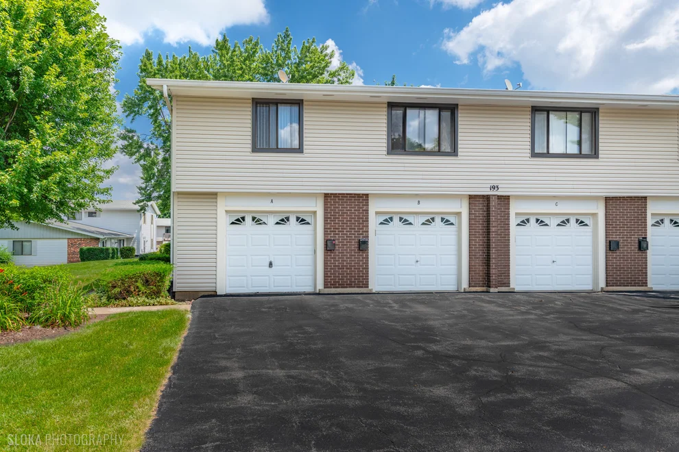 Unit for sale at 193 Duxbury Court, Bloomingdale, IL 60108
