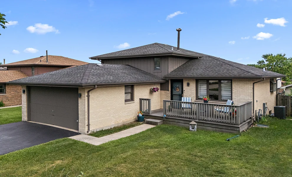 Unit for sale at 8841 167th Street, Orland Hills, IL 60487