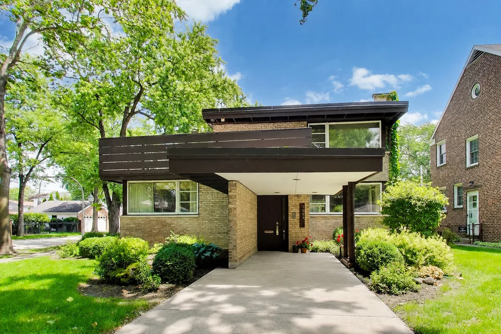Unit for sale at 7059 N OLCOTT Avenue, Chicago, IL 60631